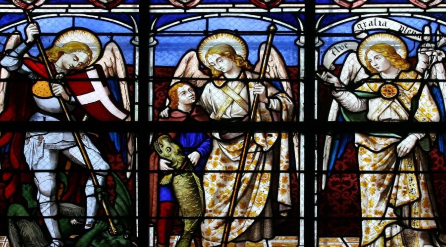 9 simpatias e orações para o Dia dos Arcanjos Miguel, Gabriel e Rafael