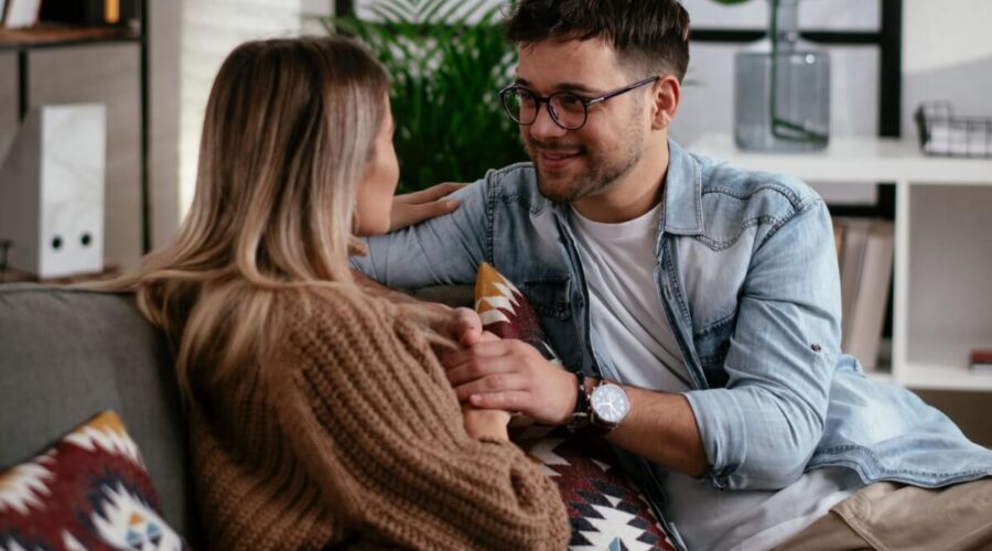 Veja como usar a escuta ativa para acolher quem precisa de apoio