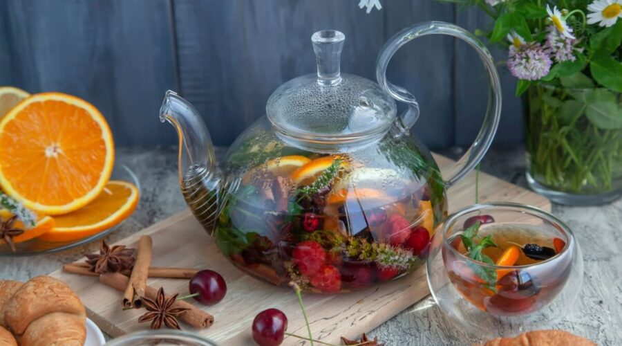 3 chás deliciosos e saudáveis para a primavera 