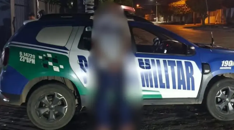 Homem é preso em flagrante por agressão à mãe e ao irmão