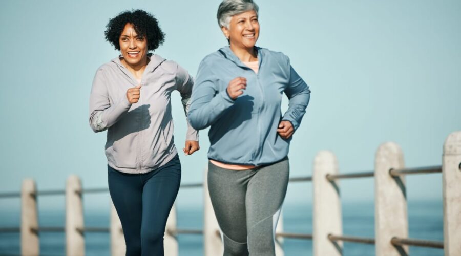 Veja como os exercícios aeróbicos beneficiam mulheres na pós-menopausa