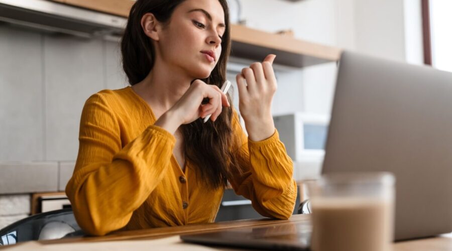 7 riscos de roer as unhas e como parar com esse hábito