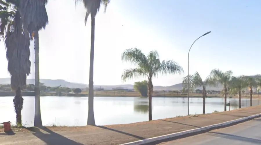 Recuperação da Lagoa Princesa do Vale pela Sec. Meio Ambiente