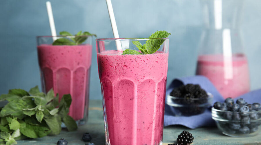 7 vitaminas caseiras refrescantes e nutritivas