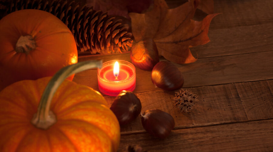 3 simpatias de Halloween para atrair energias positivas