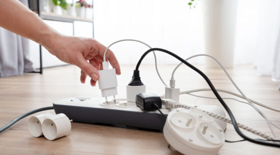 5 dicas para evitar acidentes com eletricidade em casa