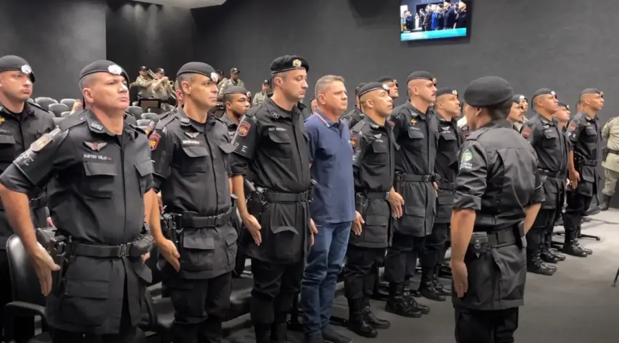 Câmara de Goianésia homenageia policiais da CPE e da Força Tática com Moção de Aplauso