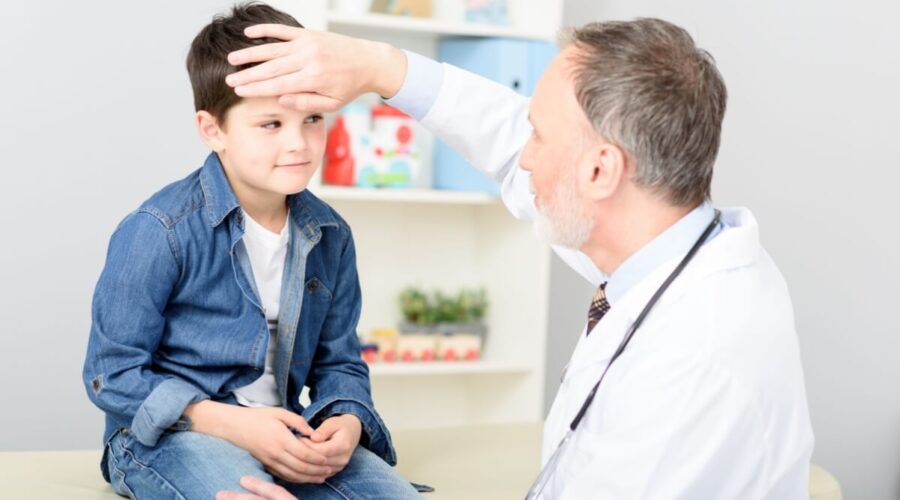 Saiba quando é necessário levar a criança ao pronto-socorro