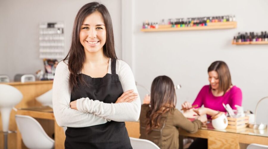 Veja como manicures e nail designers podem se destacar nas tendências de 2026