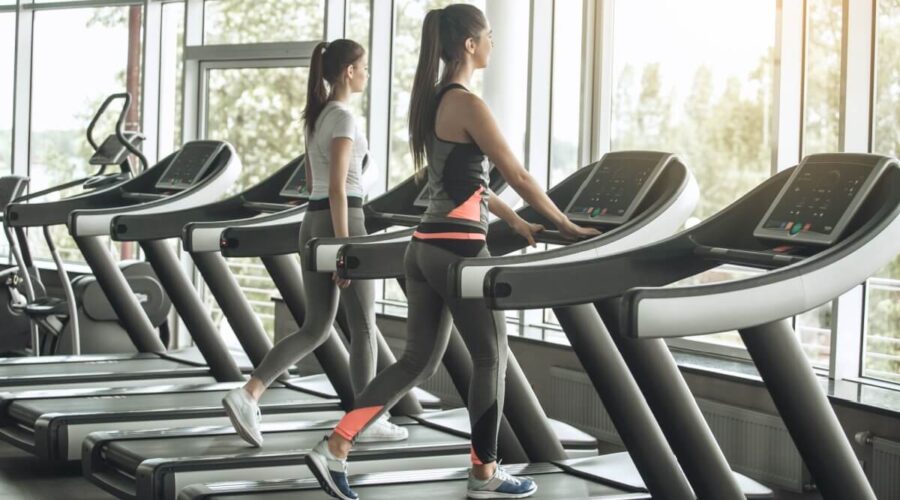 7 maneiras de variar seu treino na esteira e manter a motivação