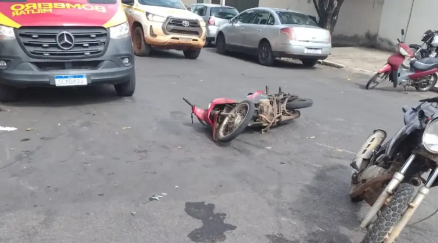 Colisão entre motocicletas no Bairro Carrilho deixa duas pessoas feridas