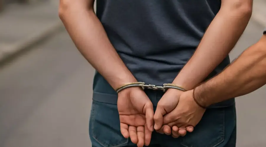 CPE prende suspeito com celular furtado em Goianésia