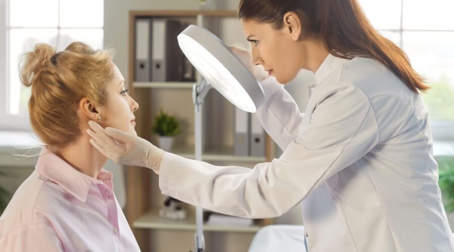 Celulite facial: conheça os sintomas e os perigos dessa condição para a saúde