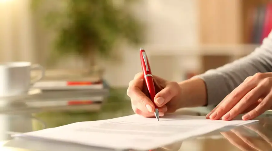 Ministério Público pede na Justiça a retirada de estrutura de metal em espaço público em Goianésia