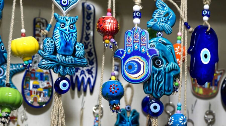 7 amuletos de proteção para o trabalho