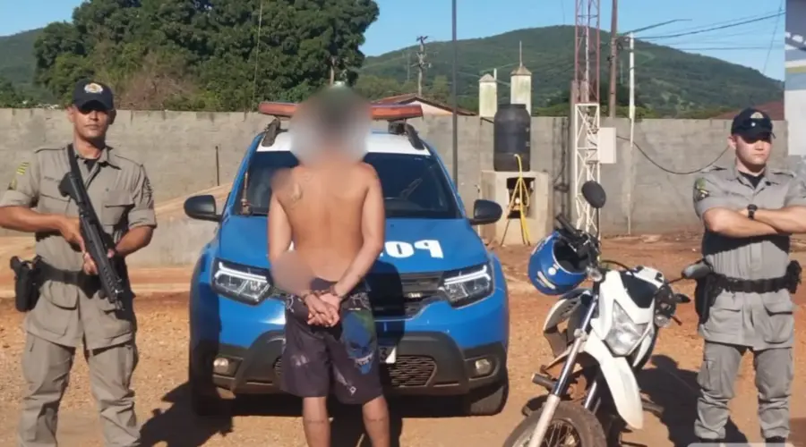 Polícia recupera veículo furtado em Barro Alto