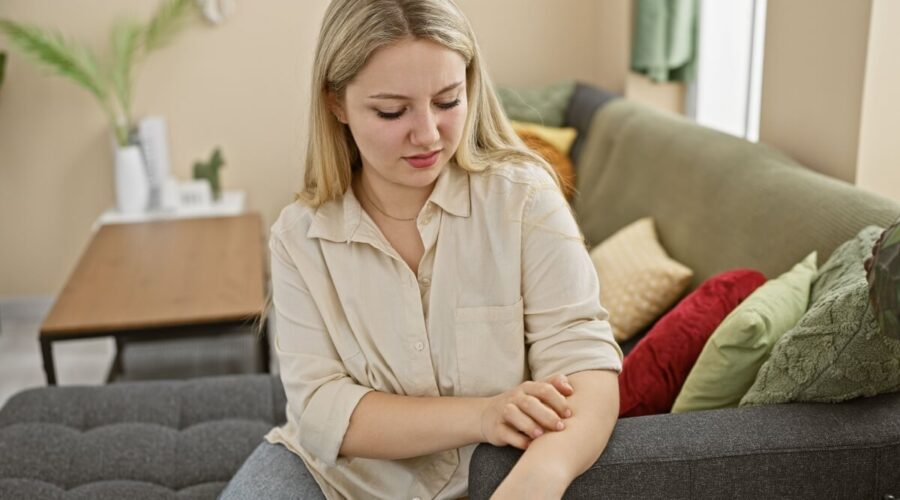 Manchas na pele e perda de sensibilidade? Fique atento à hanseníase