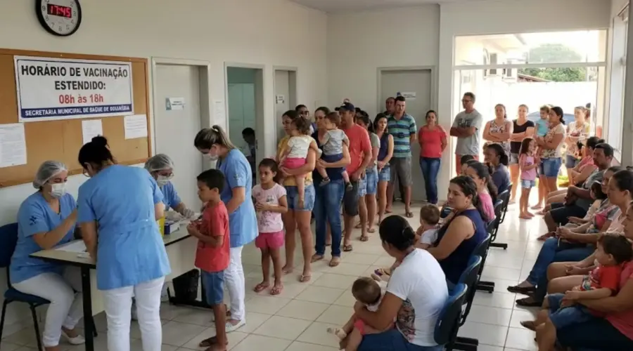 Salas de vacinação em Goianésia passam a atender até 18h00