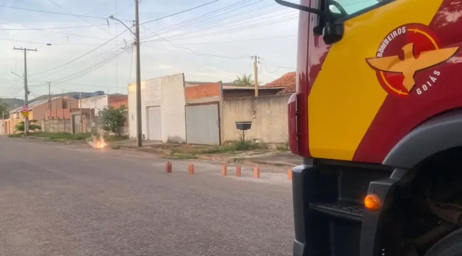 Pipa rompe fio de alta tensão e causa apagão em bairro