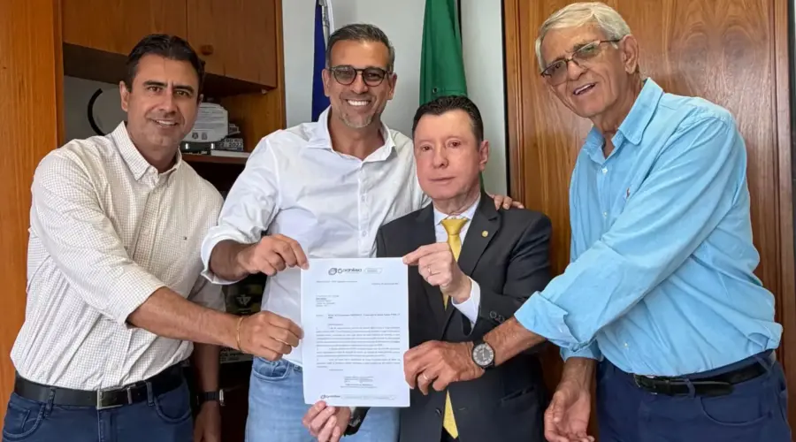 Renato de Castro vai à Brasília e consegue R$ 5 milhões com o deputado José Nelto para reforçar recapeamento em Goianésia