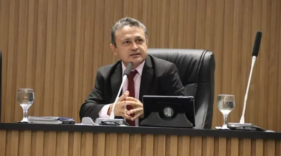 Marcos Pernambuco pede porteiros para creches em Goianésia