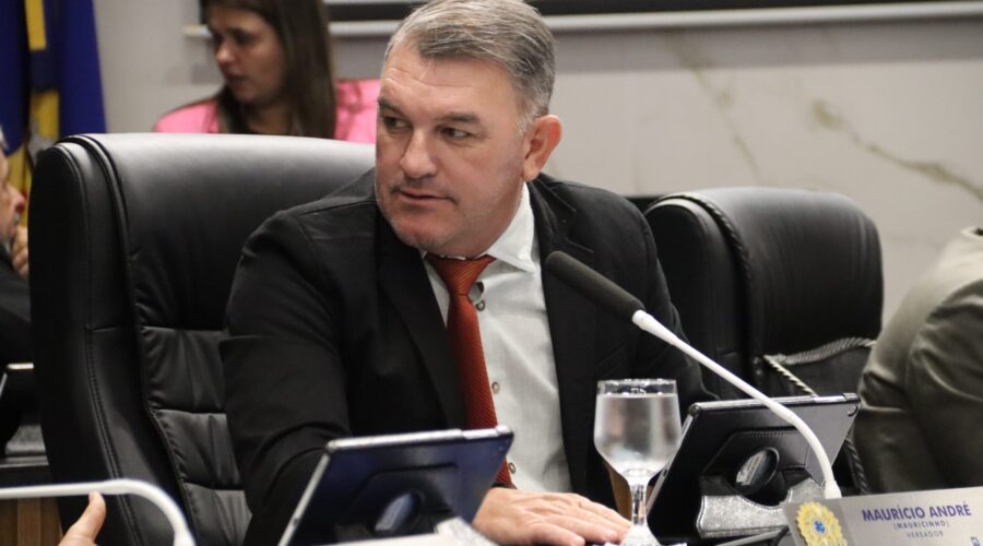 Vereador Maurício André solicita retomada de convênio com clínicas oftalmológicas