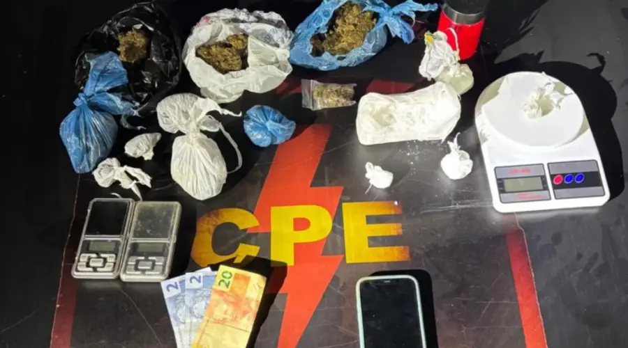 CPE apreende 1 kg de drogas e prende suspeito